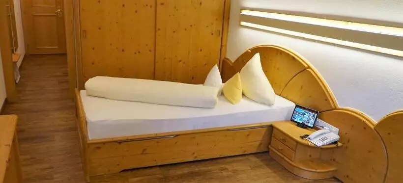 スタンダードシングルルーム, Alpenbad Hotel Hohenhaus