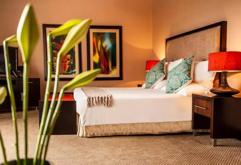 سوئیت پرزیدنت, Avani Lesotho Hotel & Casino