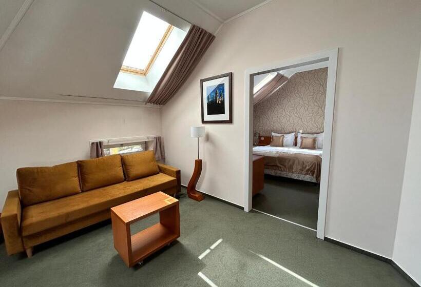 Люкс, Boutique Hotel Sopianae