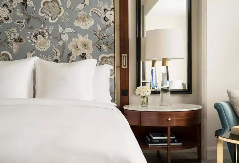 キングサイズベッドのデラックスルーム, Four Seasons Hotel Westlake Village
