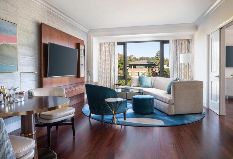 جناح, Four Seasons Hotel Westlake Village