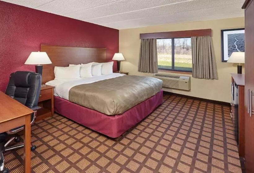 身障者適用キングサイズベッドルーム, Americinn By Wyndham Burlington