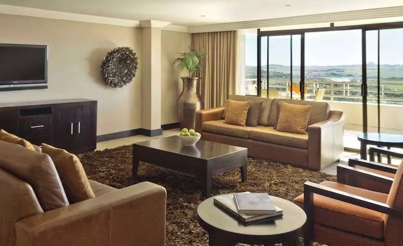 سوئیت پرزیدنت, Avani Lesotho Hotel & Casino