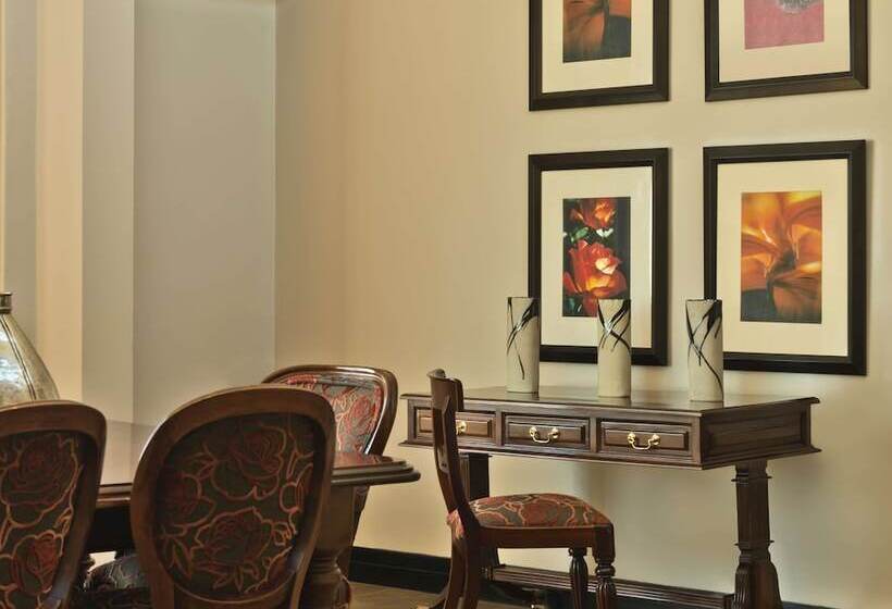 总统套房, Avani Lesotho Hotel & Casino