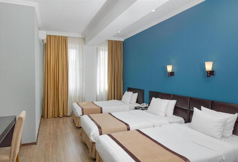 اتاق استاندارد سه نفره, Best Western Tbilisi Art