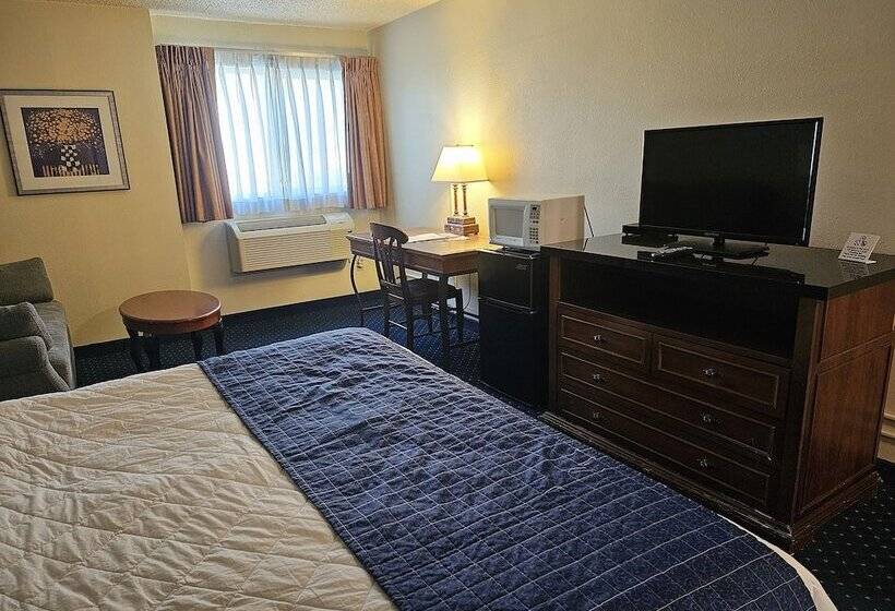 اتاق لوکس, Broadway Inn Conference Center