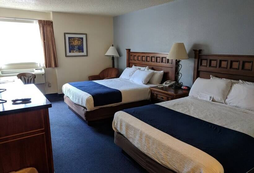 اتاق سوپریور, Broadway Inn Conference Center