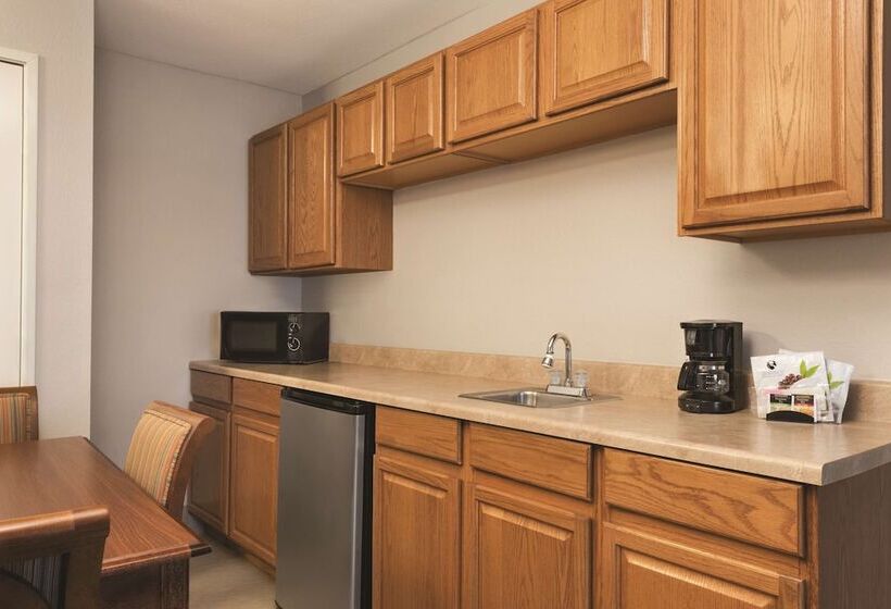 Люкс, Country Inn & Suites By Radisson, Michigan City, In