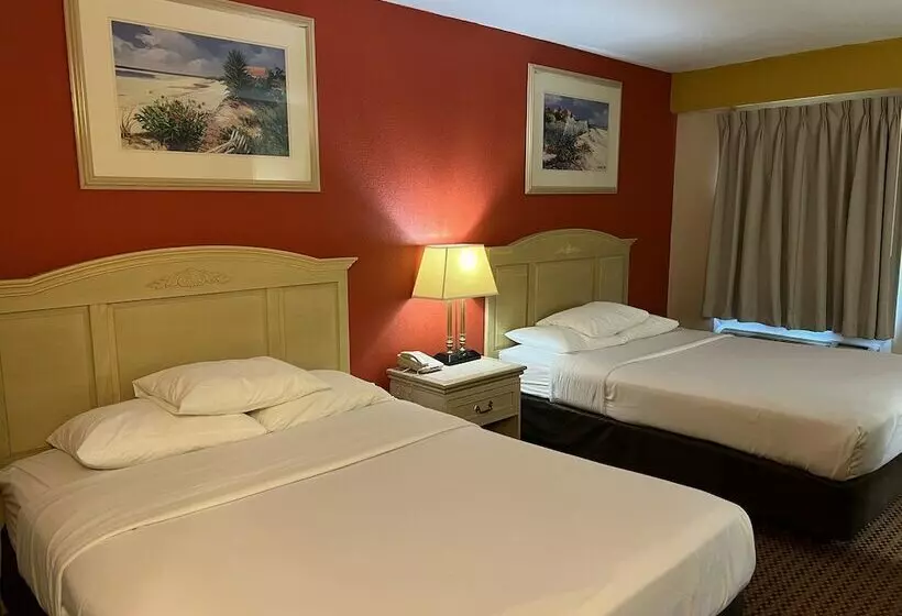 ２ダブルベッドのスタンダードルーム, Econo Lodge Inn & Suites