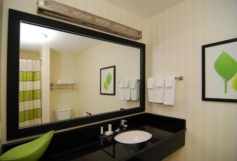 Люкс Кровать Квин, Fairfield Inn & Suites Tehachapi