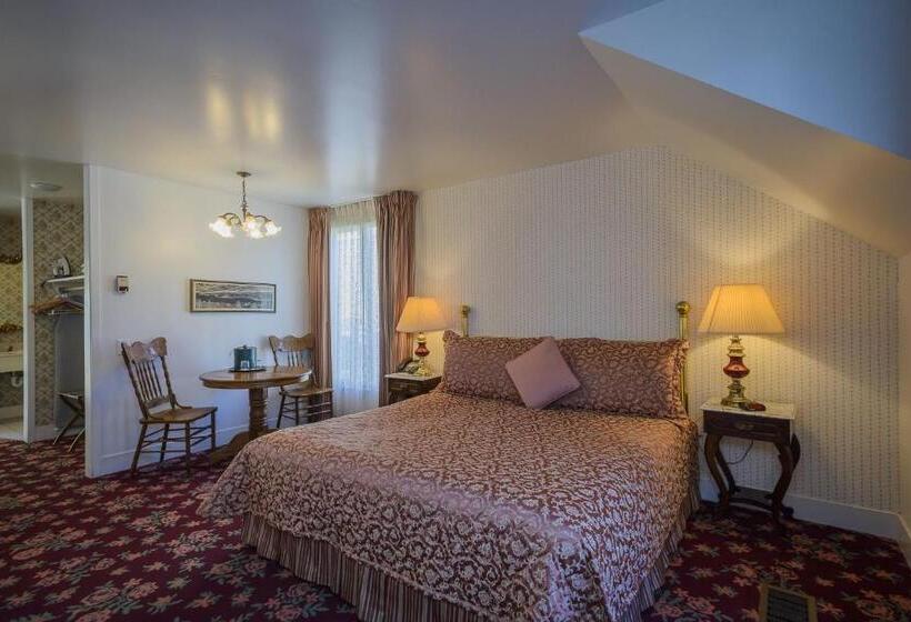 חדר סטנדרט עם מיטת קינג, Hill House Inn