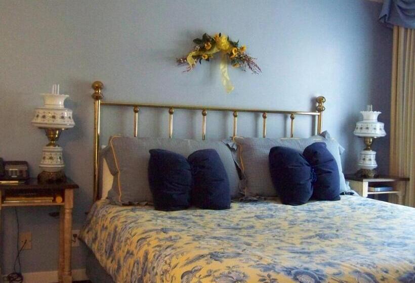 חדר סטנדרט עם מיטת קינג, Hill House Inn