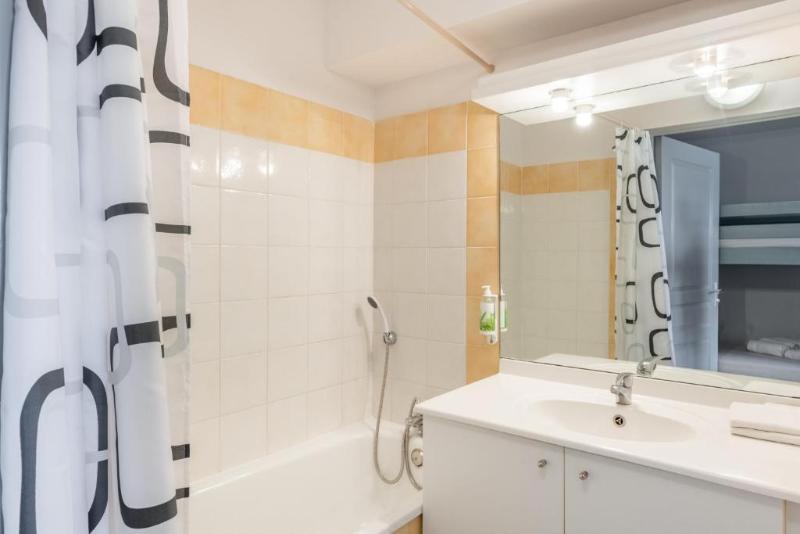 شقة غرفة واحدة, Résidence Mayflower