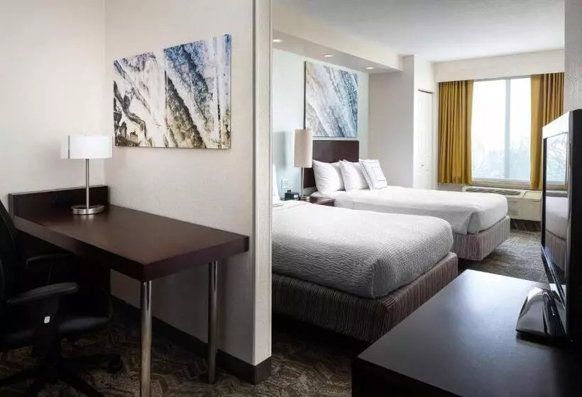 スイート, Springhill Suites Bakersfield