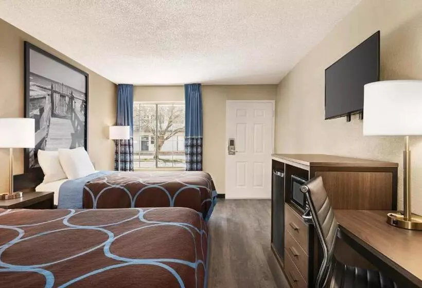 اتاق استاندارد با 2 تخت دوبل, Super 8 By Wyndham Gulfport Biloxi Airport