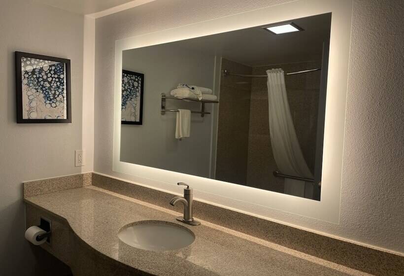 Номер Стандарт Адаптированный для Инвалидов, Wingate By Wyndham Waldorf   Washington Dc Area