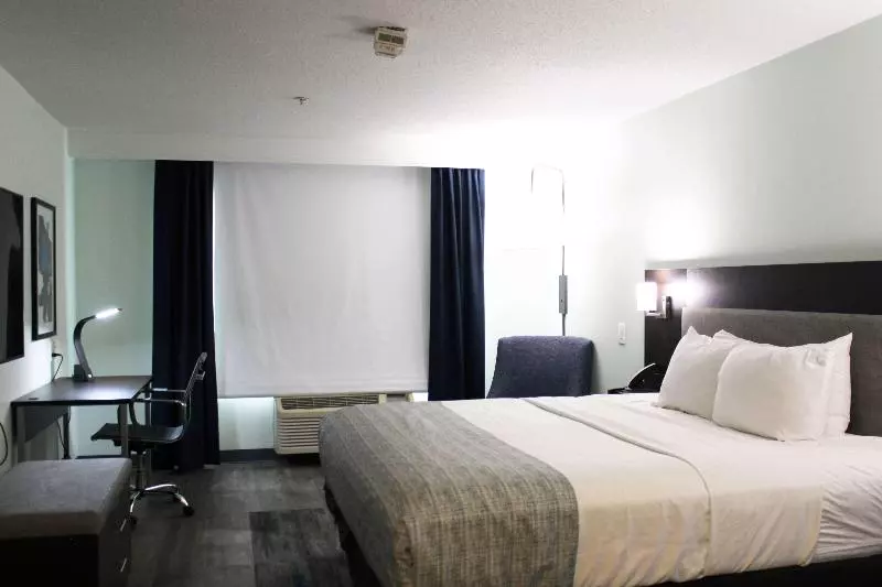 キングサイズベッドのスタンダードルーム, Wingate By Wyndham Waldorf   Washington Dc Area