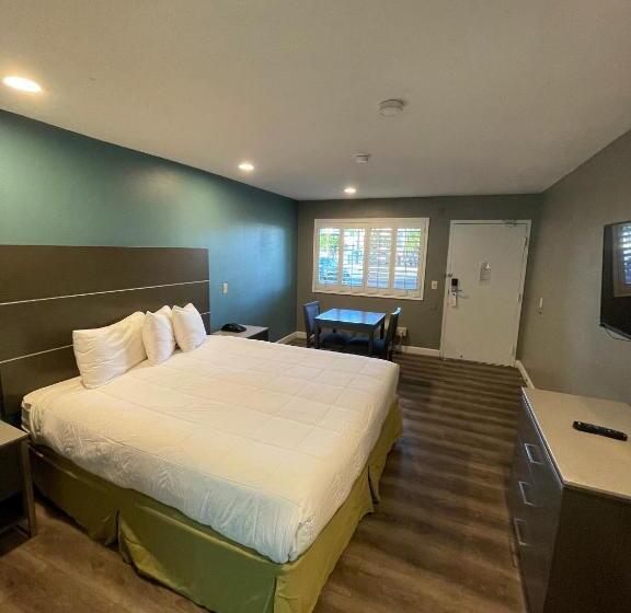 اتاق استاندارد با تخت بزرگ, Milagro