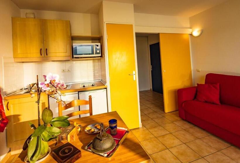 スタンダードスタジオ, Residence Mer & Golf Port Argeles