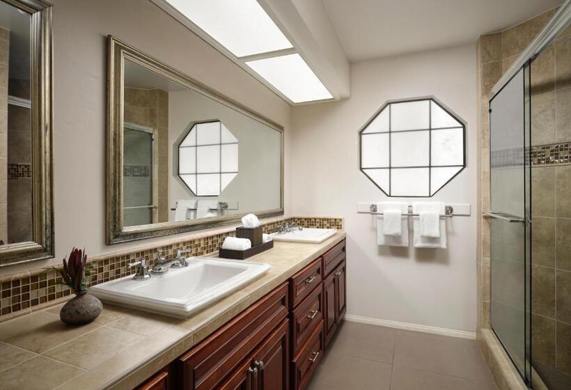 Вилла 2 Спальни, Hyatt Vacation Club At The Welk, San Diego