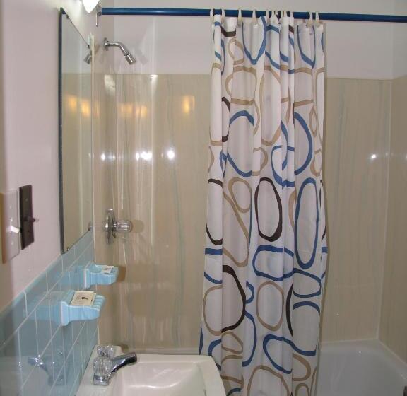 ２ダブルベッドのスタンダードルーム, Seven Oakes Motel