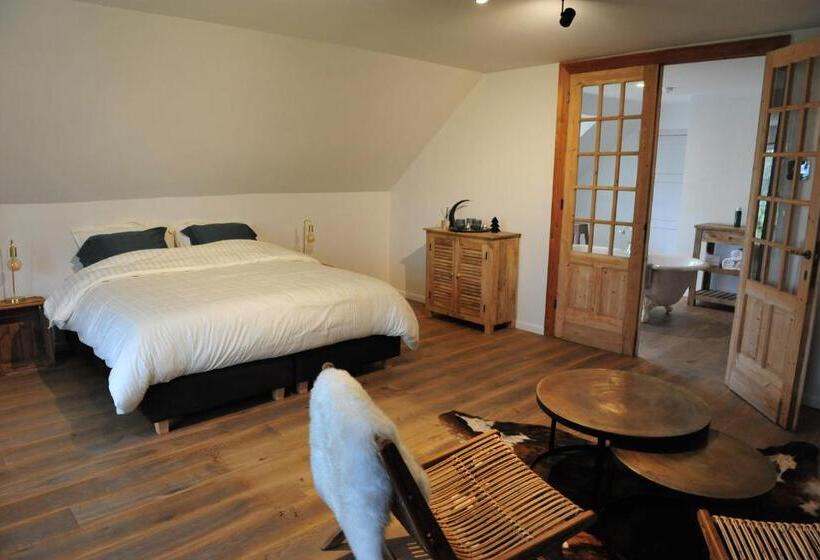 סוויטה משפחתית, B&b  T Burreken