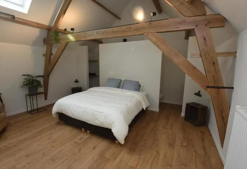 デラックスルーム, B&b T Burreken