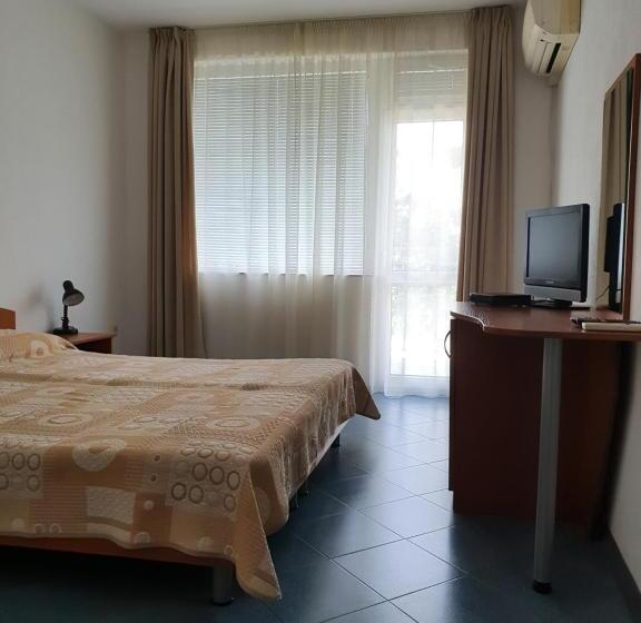 غرفة قياسية مزوَّدة بشُرفة, Family Hotel Maritime