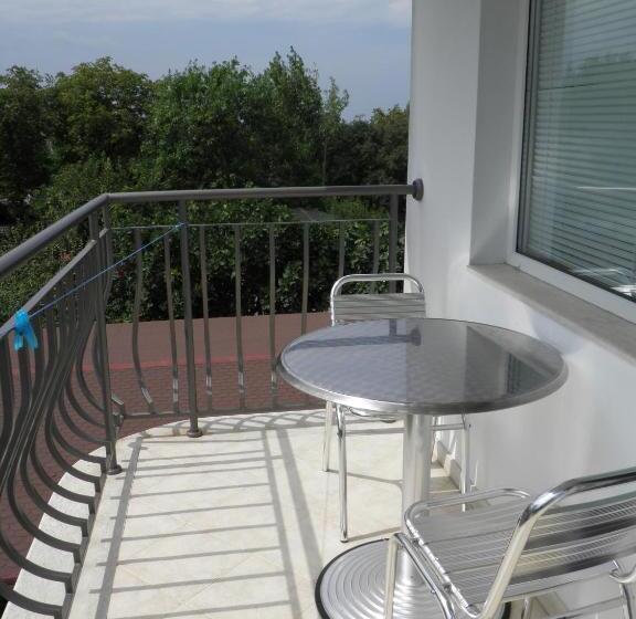 غرفة قياسية مزوَّدة بشُرفة, Family Hotel Maritime