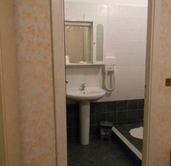 标准间, Vecchie Mura