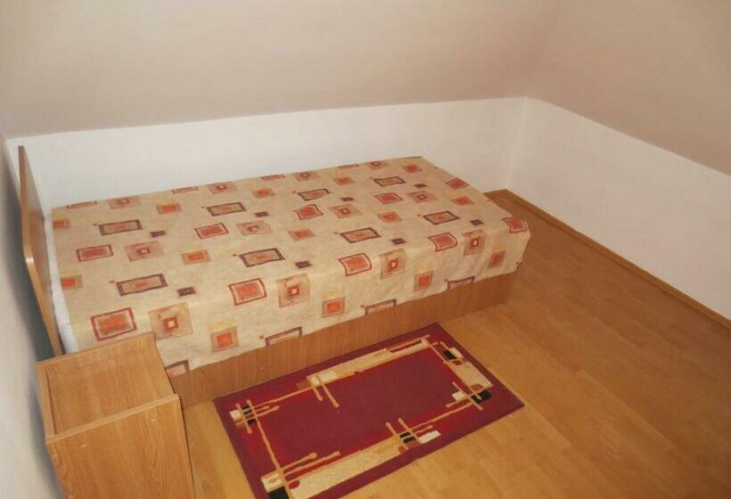 חדר סטנדרט, Pensiunea Hera