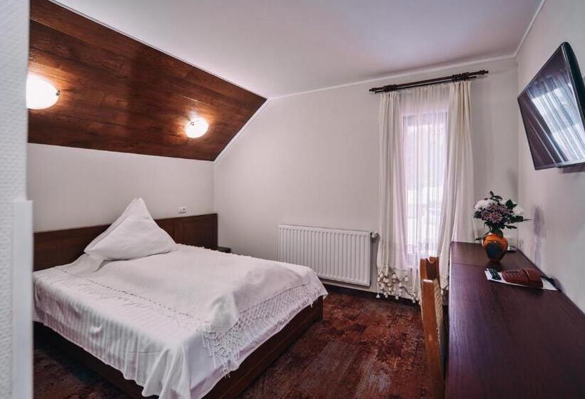 اتاق استاندارد یک نفره, Complex Turistic Bucovina