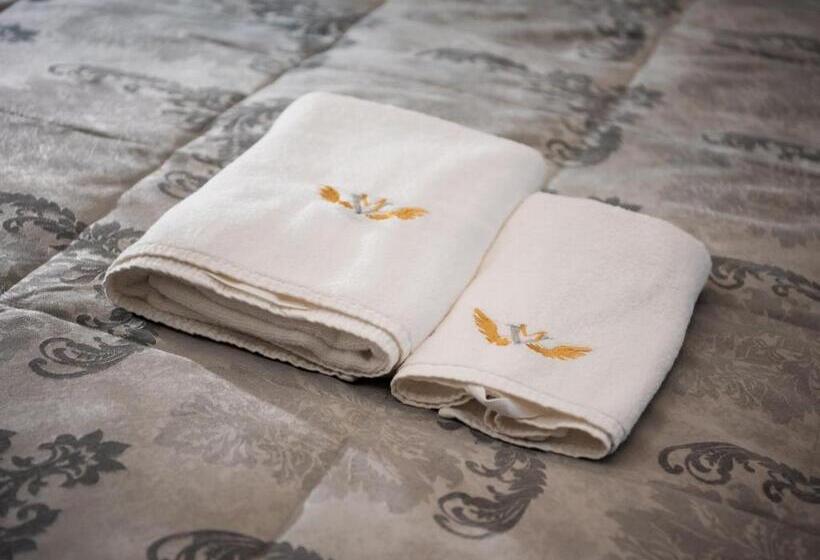 اتاق استاندارد سه نفره, Boutique