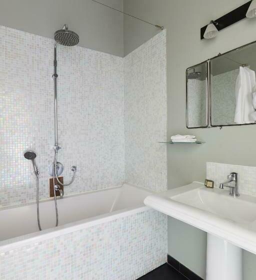 اتاق لوکس با بالکن, L Hôtel Particulier Bordeaux