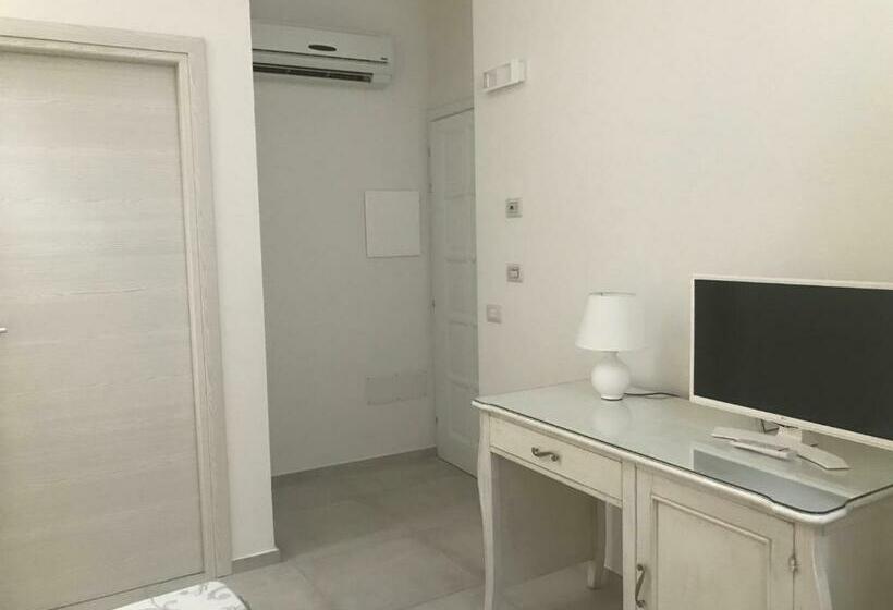 标准间带阳台, Marmè