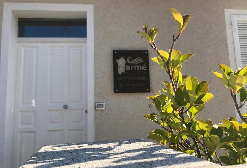 带大床的标准间, Marmè