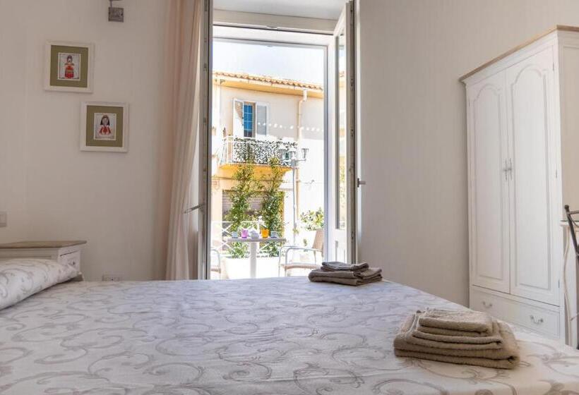 标准间带阳台, Marmè