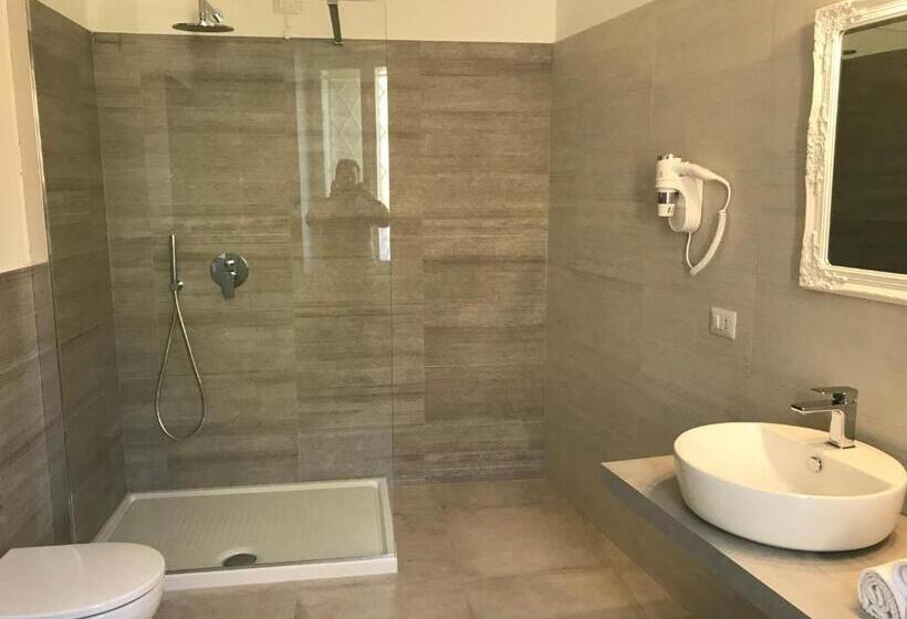 标准间带阳台, Marmè