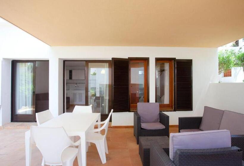 Апартаменты Superior 2 Спальни, Apartamentos Club Cala Azul