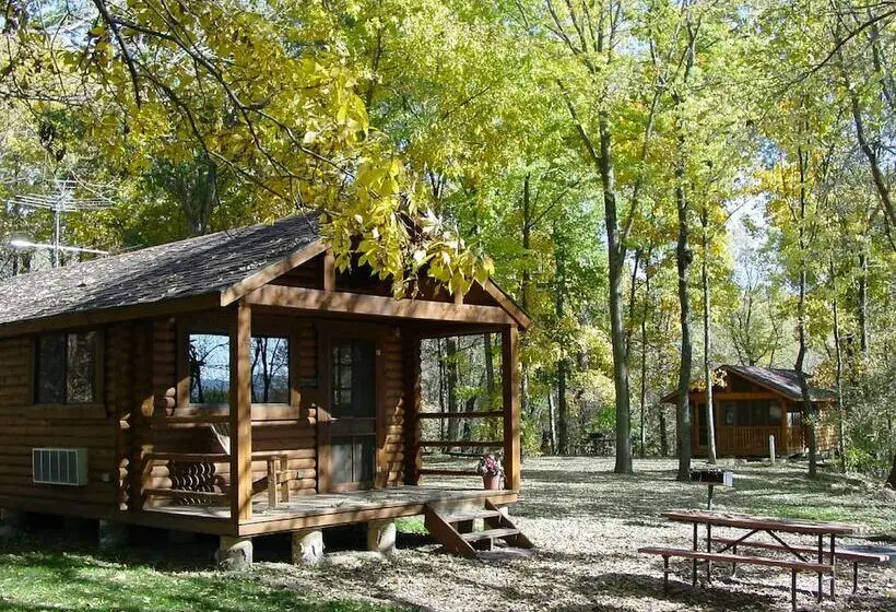キャビン, Neshonoc Lakeside Camping Resort