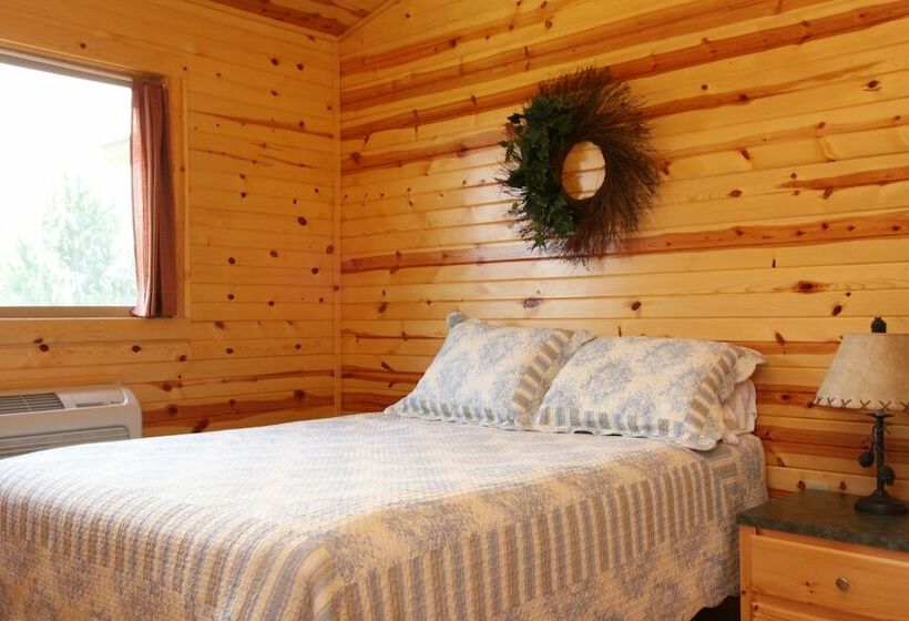 كابينة, Neshonoc Lakeside Camping Resort