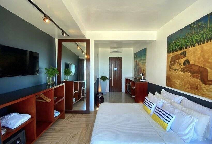 غرفة قياسية سرير مزدوج مطلة على البحر, Palassa Private Residences