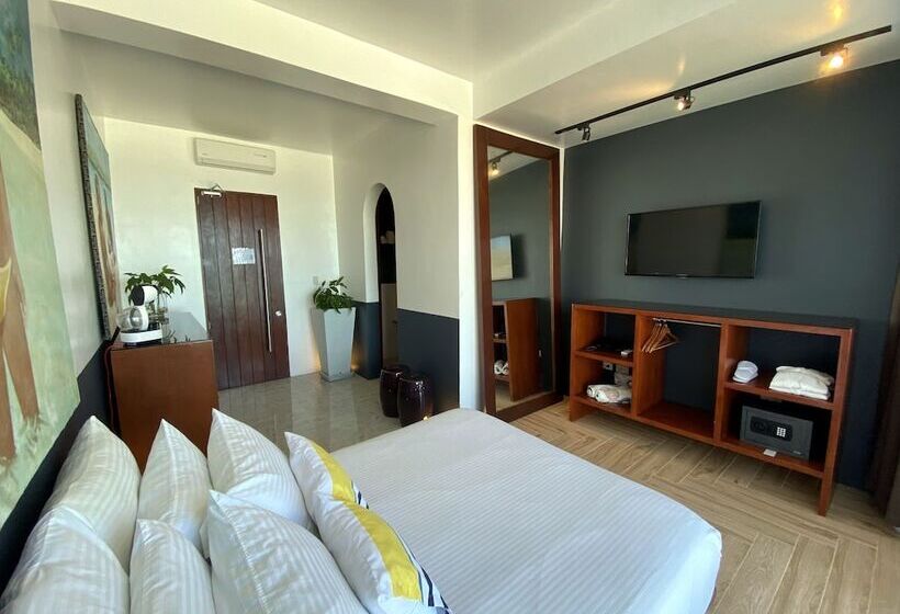 غرفة قياسية سرير مزدوج مطلة على البحر, Palassa Private Residences