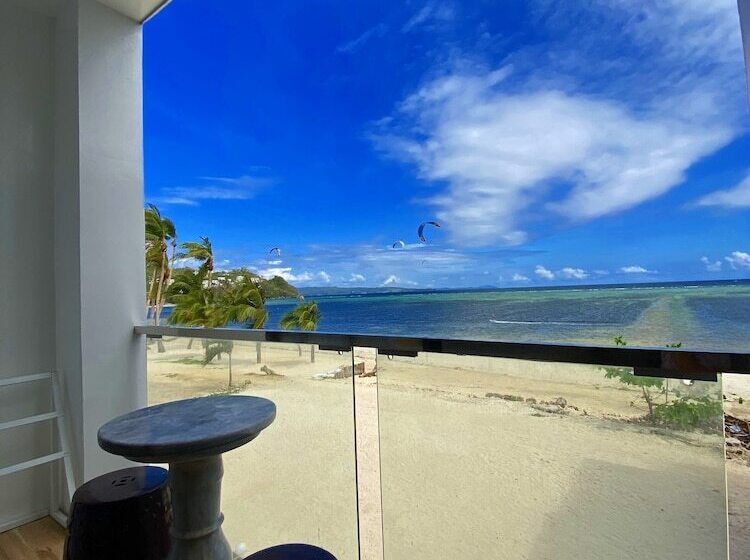 غرفة قياسية سرير مزدوج مطلة على البحر, Palassa Private Residences