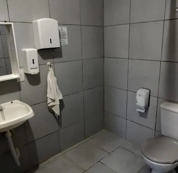 スタンダード４人部屋, Pousada Ilha Da Madeira