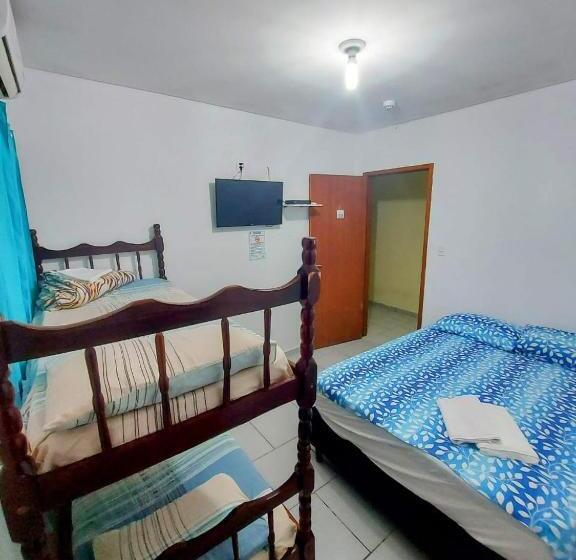 חדר סטנדרט לארבעה, Pousada Ilha Da Madeira