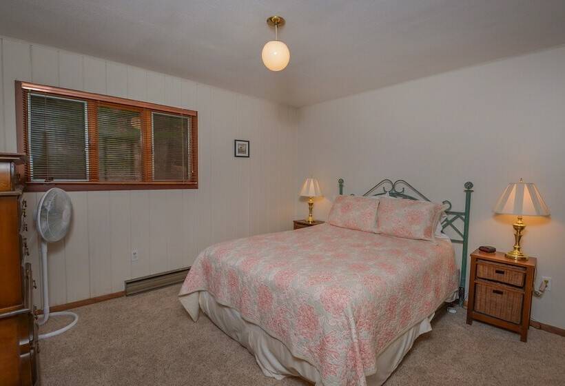 בית, חדר שינה 1, Our Golden Retreat