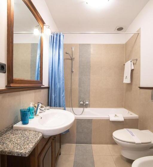 سوییت, Aparthotel Hornigold W Zielonej Kamienicy