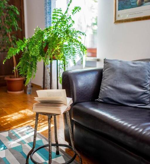 سوییت, Aparthotel Hornigold W Zielonej Kamienicy