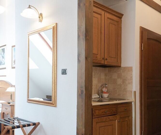 اتاق لوکس, Aparthotel Hornigold W Zielonej Kamienicy